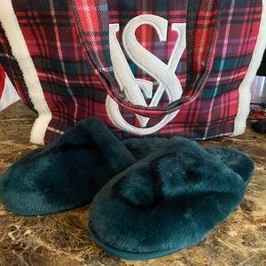 Victoria secret tote and slipper